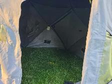 Cabelas ice fishing tent insulated $150 - Photo 2