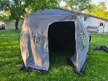 Cabelas ice fishing tent insulated $150 - Photo 3
