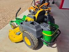 2014 John Deere Z465 Zero Turn Mower - Photo 2