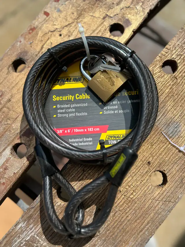 ONE  NEW 6 FT. SECURTY CABLE /LOCK