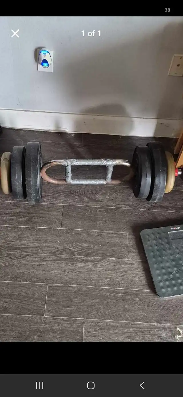60 pounds if plates and bar, &30 lbs in plates,COMBO set