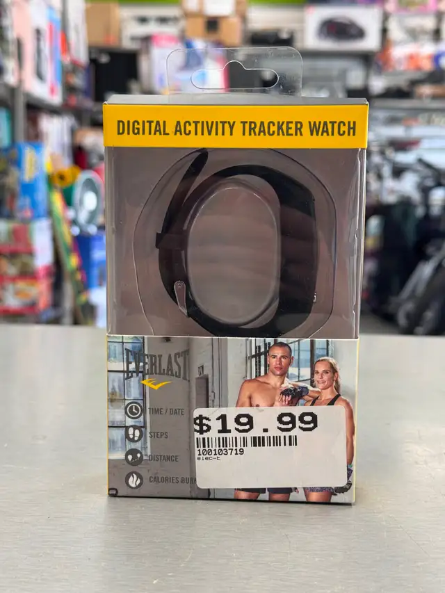 Everlast Digital Activity Tracking Watch - BRAND NEW