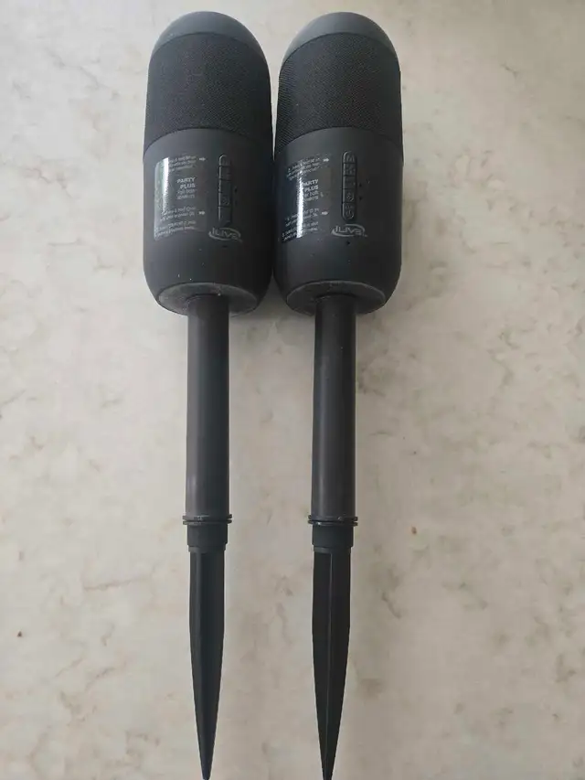 ILIVE Bluetooth Yard Speakers