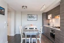 Amazing 1 bedroom in 20th floor - Photo 4