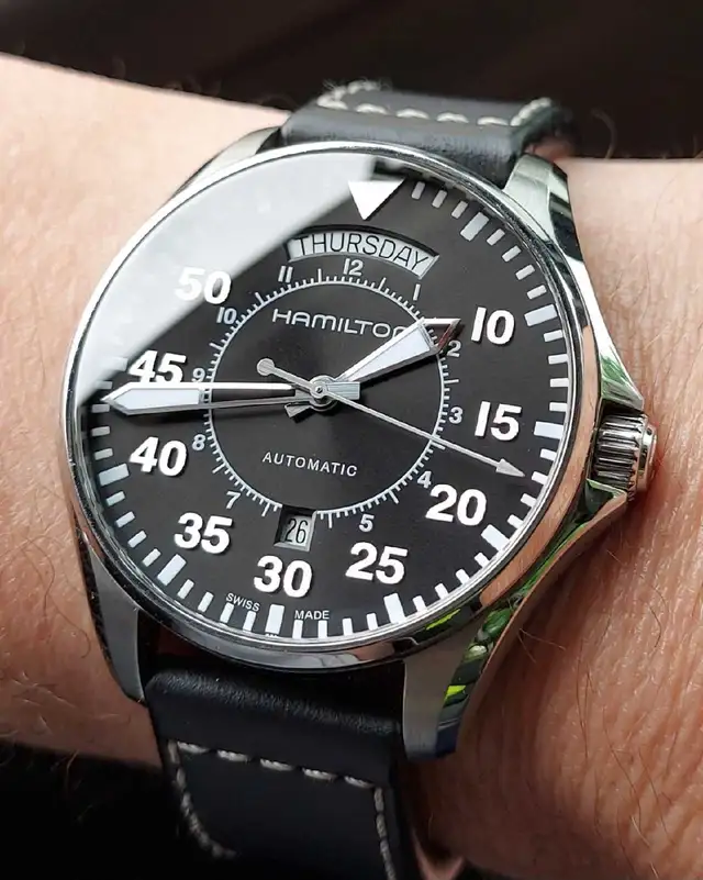 Hamilton Khaki Aviation Pilot Day Date watch Auto w. SS bracelet