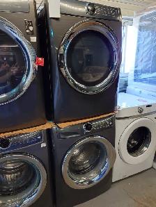 Electrolux "27" Titanium Front Load Washer/Dryer Set‼️