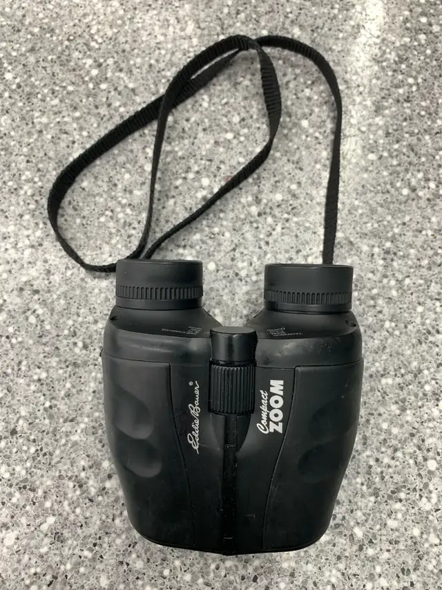Eddie Bauer Compact Zoom Binoculars
