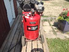 Compresseur PORTER CABLE  30 gallons en excellente condition