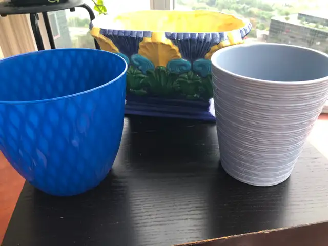 Beautiful Blue  Colored Flower Pots,