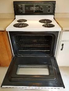 Kenmore Stove Easy Clean Traditional Style Everything Works RH - Photo 2