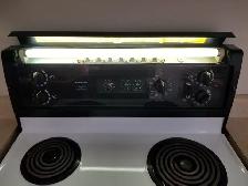 Kenmore Stove Easy Clean Traditional Style Everything Works RH - Photo 9