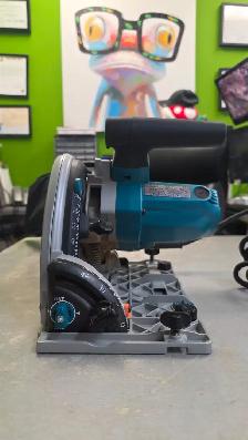 Makita 6-1/2' Plunge Cut Circular Saw - SP 6000 - Photo 4