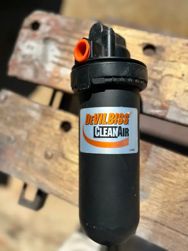 ONE NEW DeVilbiss  100 CFM Air Line Filter