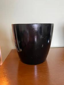 1 Beautiful Glass  and 3 Black Ceramic  Flower Pots - Photo 5