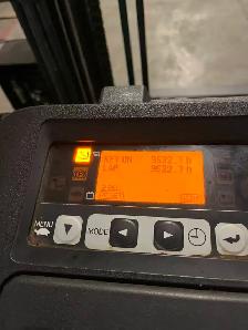Toyota Reach Truck 2200lbs Reach 11.48 feet - Photo 2