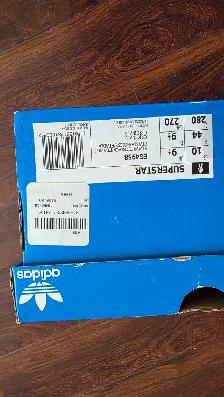 selling brand new Adidas superstar shoes size 10 men - Photo 3