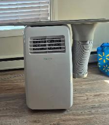 AC FOR SALE 1 YEAR OLD