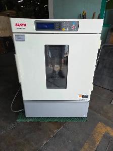 Sanyo Incubator Model - MIR-154