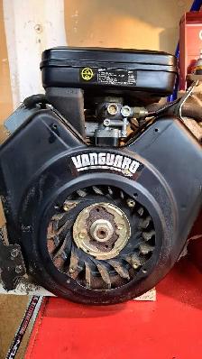 23hp briggs Vanguard - Photo 2