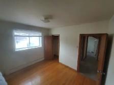 1060 Notre Dame close to McPhillips - Photo 4