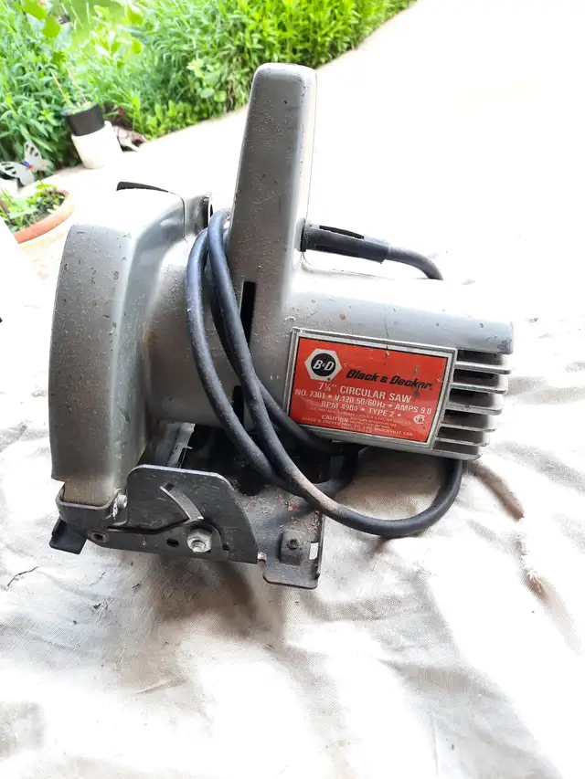 Black & Decker 7 ¼"  Circular Saw.