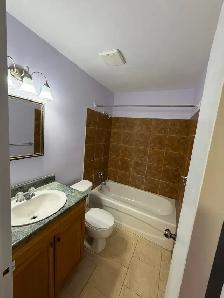 All-inclusive LARGE 2BR suite near Stratford Mall - Photo 3