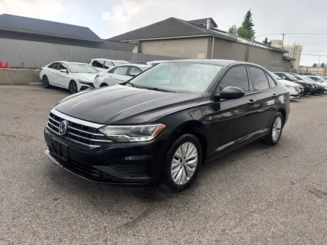 2019 Volkswagen Jetta ( No Accidents/ Clean history)