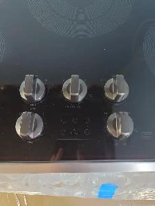 Samsung '30' Stainless Steel Electric Cooktop on Sale‼️ - Photo 2