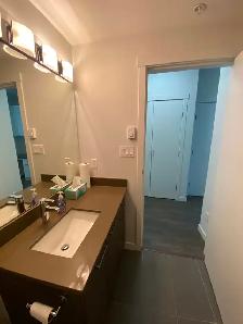 1 bedroom condo for rent Coquitlam close to SFU and skytrain - Photo 14