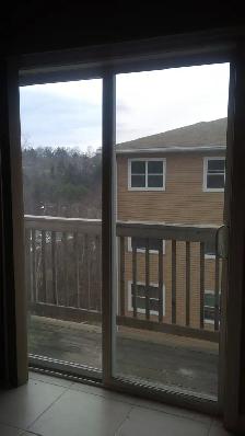 20 Woodhollow #26 -Split-Level Townhouse East, W/D Hu, Parking - Photo 8