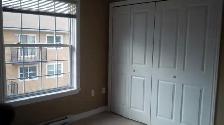 20 Woodhollow #26 -Split-Level Townhouse East, W/D Hu, Parking - Photo 9