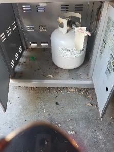 Propane Bar-b-que - Photo 2