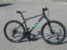 ALMOST NEW 27.5' GT AGGRESSOR 21 SPD, DISC BRAKES & SUSPENSION! - Photo 3