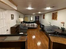 Bachelor Apt for Rent Near Newnham Campus Basement Seneca - Photo 5
