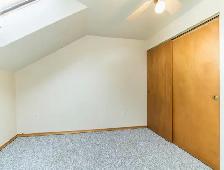 2 -bedroom apt 12 min walk from Western Uni - Photo 5
