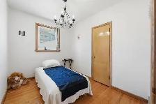BEAUTIFUL RIVER HEIGHTS FAMILY HOME FOR RENT AND POSSIBLY BUY - Photo 3