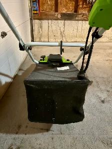 Electric Lawnmower - Perfect Condition - Photo 6