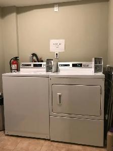 2 Bed unit for rent, all utilities included Spadina/College - Photo 7