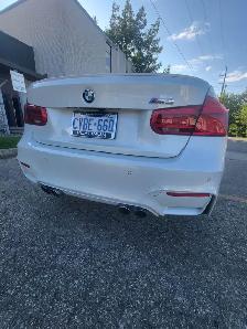2016 White BMW M3 - Photo 4