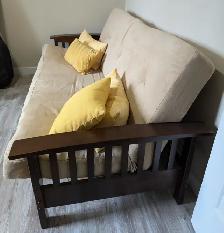 Fouton Couch
