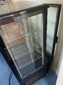 display fridge - Photo 2