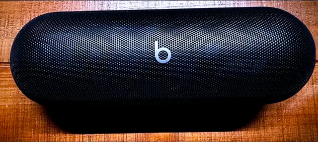 Beats Pill – Wireless Bluetooth Speaker – Matt Black