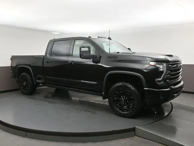 2024 Chevrolet Silverado 2500HD HIGH COUNTRY Touchscreen Display