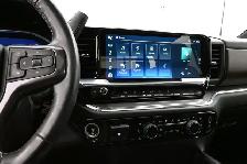 2024 Chevrolet Silverado 2500HD HIGH COUNTRY Touchscreen Display - Photo 17