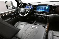 2024 Chevrolet Silverado 2500HD HIGH COUNTRY Touchscreen Display - Photo 30