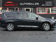 2017 Chrysler Pacifica 4dr Wgn Platinum, New All-Weather Tires, - Photo 5