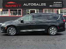 2017 Chrysler Pacifica 4dr Wgn Platinum, New All-Weather Tires, - Photo 6