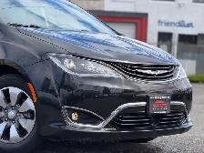 2017 Chrysler Pacifica 4dr Wgn Platinum, New All-Weather Tires, - Photo 8