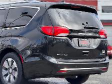 2017 Chrysler Pacifica 4dr Wgn Platinum, New All-Weather Tires, - Photo 10
