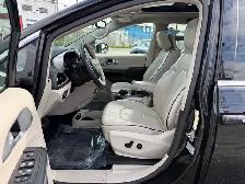 2017 Chrysler Pacifica 4dr Wgn Platinum, New All-Weather Tires, - Photo 17